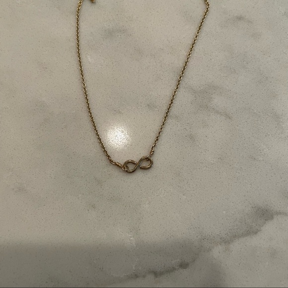 Gold infinity symbol chain necklace - Picture 1 of 4